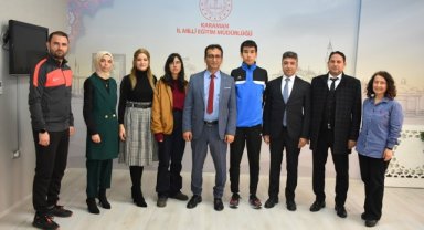Sportif ve Sanatsal Alanlarda Başarılı Olan Öğrencilerden Çalışkan’a Ziyaret