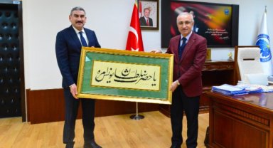 YÖK BAŞKAN VEKİLİNDEN KMÜ'YE ZİYARET