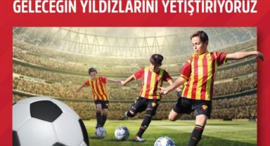 Göztepe Futbol Okulu Karamanoğlu Mehmet Bey Halı sahası tesislerinde eğitimlerine başladı.