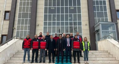 Gönüllü Öğretmenlerden Oluşan Eğitim Ekibi Hatay’a Gitti