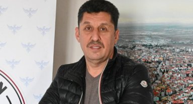 Karaman FK. Müsabakasında depremzede çocuklar için sahaya oyuncak atılacak