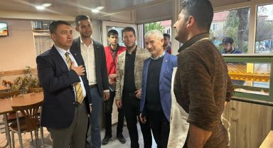 CHP MİLLETVEKİLİ ADAYLARINDAN ESNAF ZİYARETİ