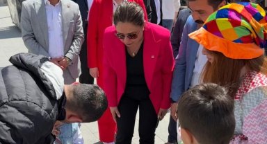 çocuklar ile bir araya geldik.