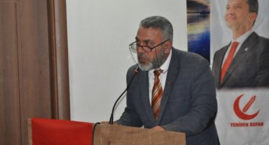 Erbakan Geliyor.