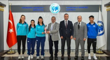 KMÜ BADMİNTON TAKIMINDAN BÜYÜK BAŞARI