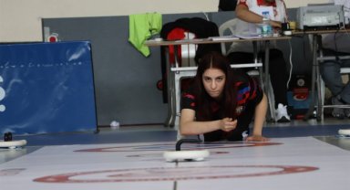 FLOOR CURLİNG GENÇLER TÜRKİYE ŞAMPİYONASI KARAMAN’DA BAŞLADI