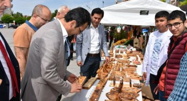 Özel Öğrencilerden Özel Yılsonu Sergisi