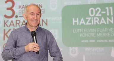 TARİHÇİ-YAZAR AHMET ŞİMŞİRGİL KİTAP GÜNLERİ'NİN KONUĞU OLDU
