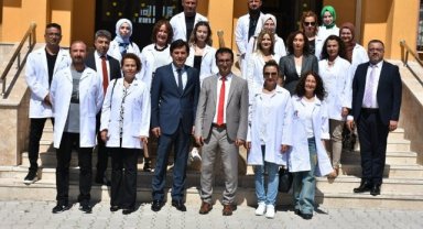 İl Müdürü Çalışkan, “Beyaz, öğretmenlerimize çok yakıştı”