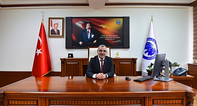 REKTÖR GAVGALI’DAN 29 EKİM CUMHURİYET BAYRAMI MESAJI CUMHURİYETİMİZİN 100. YILI KUTLU OLSUN