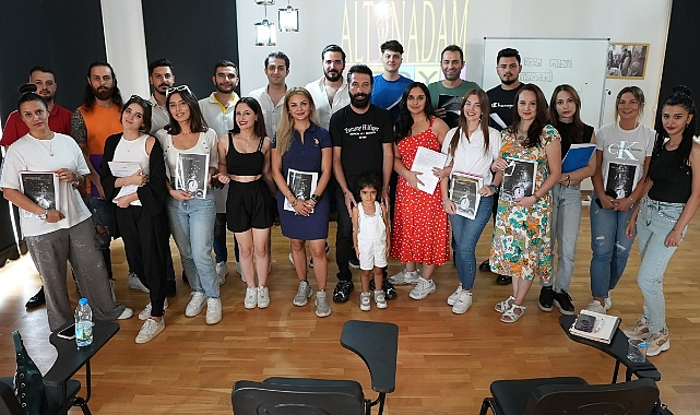 SAVAŞ SANCAK ÖĞRENCİLERİYLE BODRUMDA 1 DAKİKA