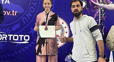 TÜRKİYE ŞAMPİYONASI'NDAN MADALYALARLA DÖNDÜLER