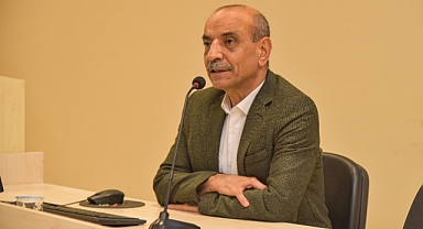 KMÜ’DE 'MEVLANA'NIN DİLDEN GÖNÜLE ULAŞMA BİÇİMİ' ANLATILDI
