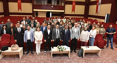 21. Yüzyılda Kariyer Rehberliği Konusu Ele Alındı