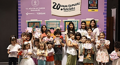 “20. ÇOCUK FİLMLERİ FESTİVALİ”NİN VAN KÜLTÜR YOLU KAPSAMINDAKİ İKİNCİ GÜNÜ DE TAMAMLANDI
