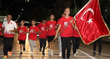 KARAMAN’DA “15 TEMMUZ SANCAK KOŞUSU” DÜZENLENDİ