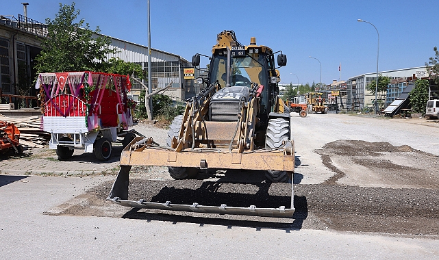 YENİ SANAYİ SİTESİNDE SICAK ASFALT ÇALIŞMASI