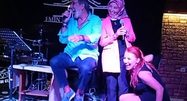 CEM ÖZER VE KIVILCIM KALAY İKİLİSİ SAHNEDE
