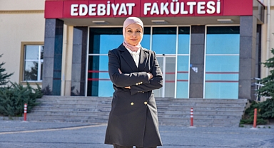 KMÜ ÖĞRENCİSİ, GENÇ ÇEVİRMEN ADAYLARI YARIŞMASI’NDA BİRİNCİ OLDU