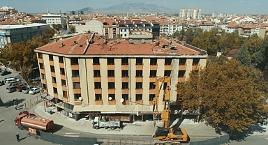 YILLARDIR ATIL DURUMDA BULUNAN MEZHEPLER İŞHANI YIKILIYOR