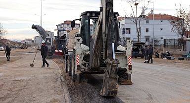 ABDULLAH SABRİ ÜLGEN CADDESİNDE ÇALIŞMALAR SÜRÜYOR