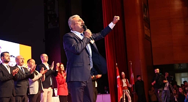 CHP Bursa'da Nihat Yeşiltaş güven tazeledi
