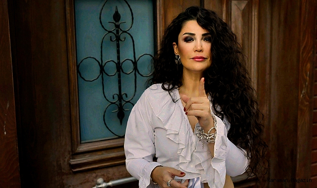 ESRA ÖZTÜRK BEN DEĞİL MÜZİK SOUNDUM DEĞİŞTİ