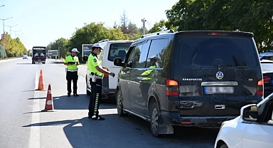 Karaman Emniyeti’nden Suç ve Suçlulara Geçit Yok: 1 Haftada 20 Şahıs Yakalandı, 12 Tutuklama Gerçekleşti
