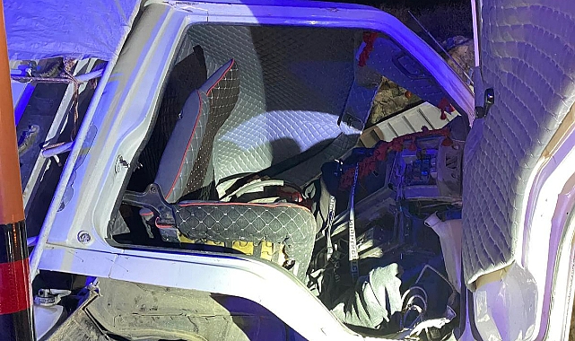 Karaman–Mersin yolu Şifalısu mevkiindeki kazada araçta sıkışan bir kişi AFAD ekiplerince kurtarıldı.