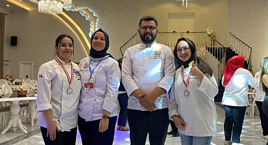 KMÜ’LÜ ÖĞRENCİLER NİĞDE GASTRONOMİ FESTİVALİ’NDEN MADALYALARLA DÖNDÜ