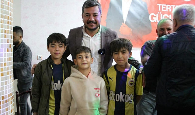 YUNUS BAŞKAN GÖNÜLLERDE TAHT KURUYOR