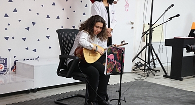 ÇOCUK OYUN KÖYÜ ANA KUCAĞI'NDA 3 ARALIK DÜNYA ENGELLİLER GÜNÜ ETKİNLİĞİ