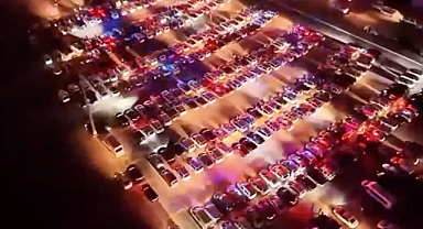 İstanbul merkezli 8 ilde eş zamanlı olarak düzenlenen operasyonlarımızda 189 torbacı gözaltına alındı. 